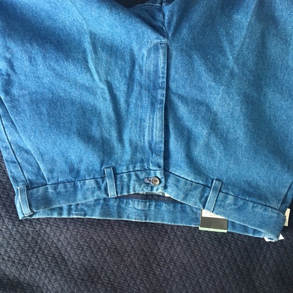 Jeans - Picture 3 of 4